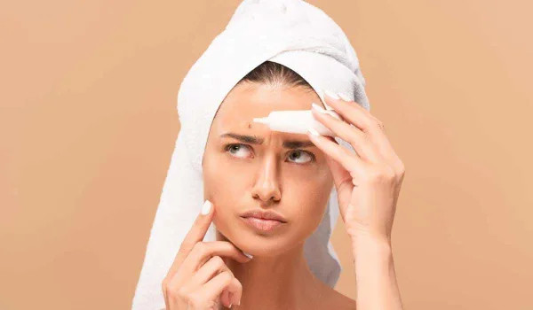مراقبت از پوست چرب و جوش‌دار