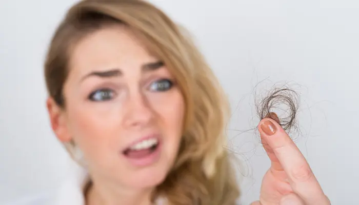 علت ریزش مو شدید بعد از زایمان