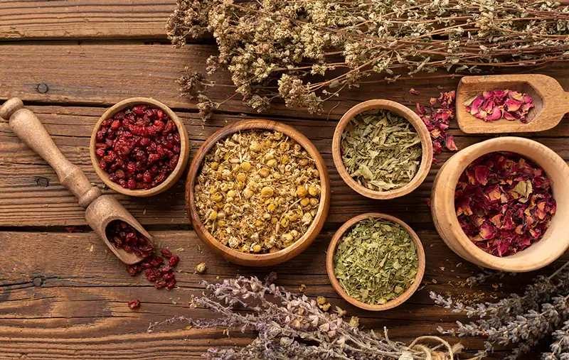 درمان ریزش موی سکه‌ای در طب سنتی