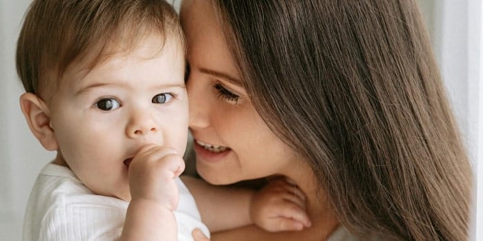 ریزش مو بعد از زایمان طبیعی و سزارین