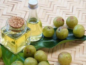 روغن زیتون برای ریزش موهای خشک 