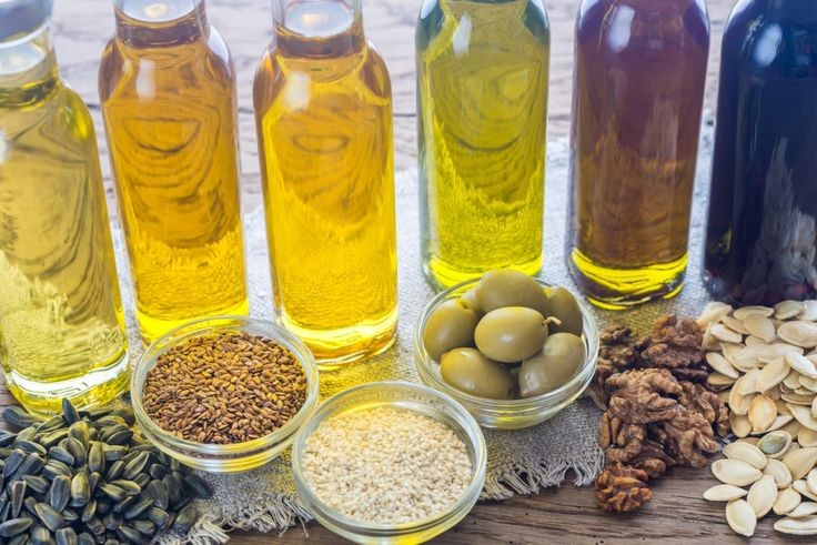 بهترین روغن برای ریزش موهای خشک